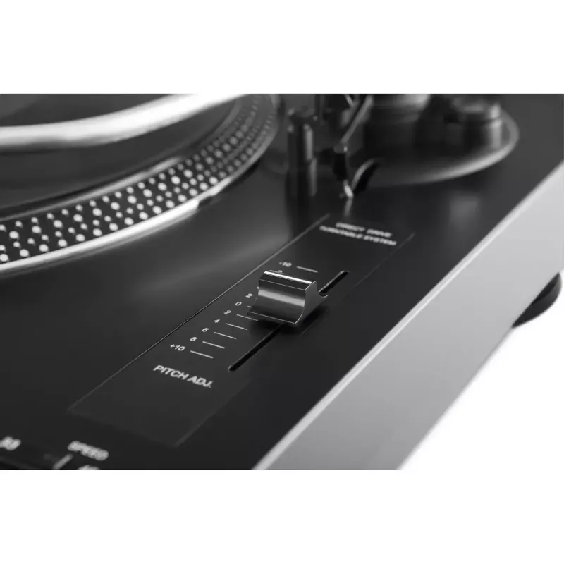 Gramofon audio z napędem bezpośrednim TechniSat TechniPlayer LP 300