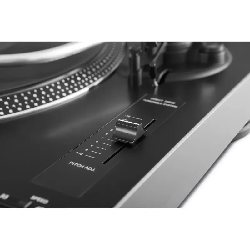 Gramofon audio z napędem bezpośrednim TechniSat TechniPlayer LP 300