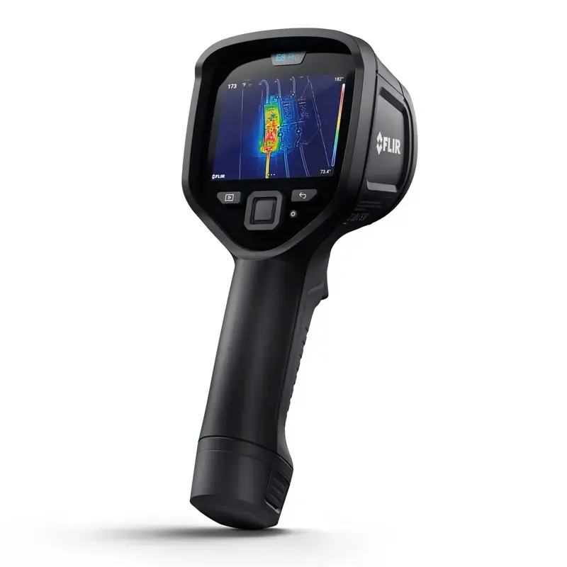 Kamera termowizyjna Flir Systems E8-PRO — 320×240 pikseli, czułość termiczna 40 mK, IFOV 1,8 mRad, wyświetlacz 3,5 cala, obudowa metalowa, czarna