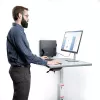Uchwyt ścienny do komputera PC StarTech.com, obsługa komputerów stacjonarnych do 18 kg, beznarzędziowa regulacja 50–200 mm, wytrzymała półka/uchwyt ścienny do obudowy PC/wieży