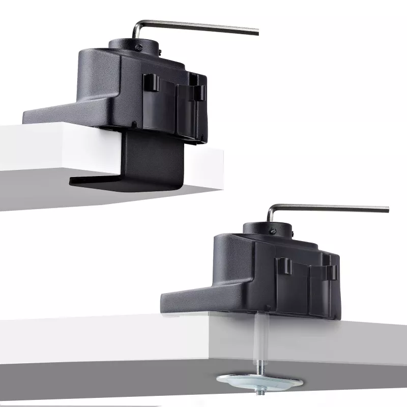 Potrójny uchwyt biurkowy StarTech.com do trzech ekranów 27 inch, VESA 75x75/100x100, regulacja ramion bez narzędzi, mocowanie zaciskowe/przelotowe, ramiona ze sprężyną