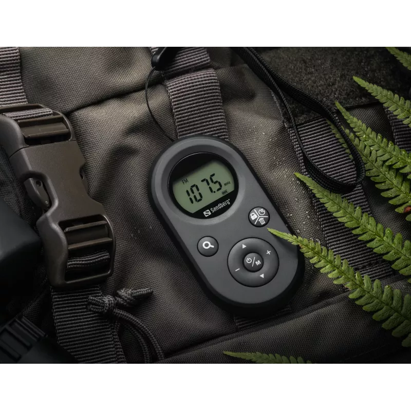 Sandberg Pocket Radio FM+AM Recharge, przenośne, AM, FM, 76 - 108 MHz, 522-1710KHz (9KHz) / 520-170KHz (10KHz), bursztynowe, 3,5 mm