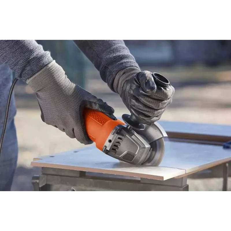 Angle Grinder Czarny & Decker BEG110-QS