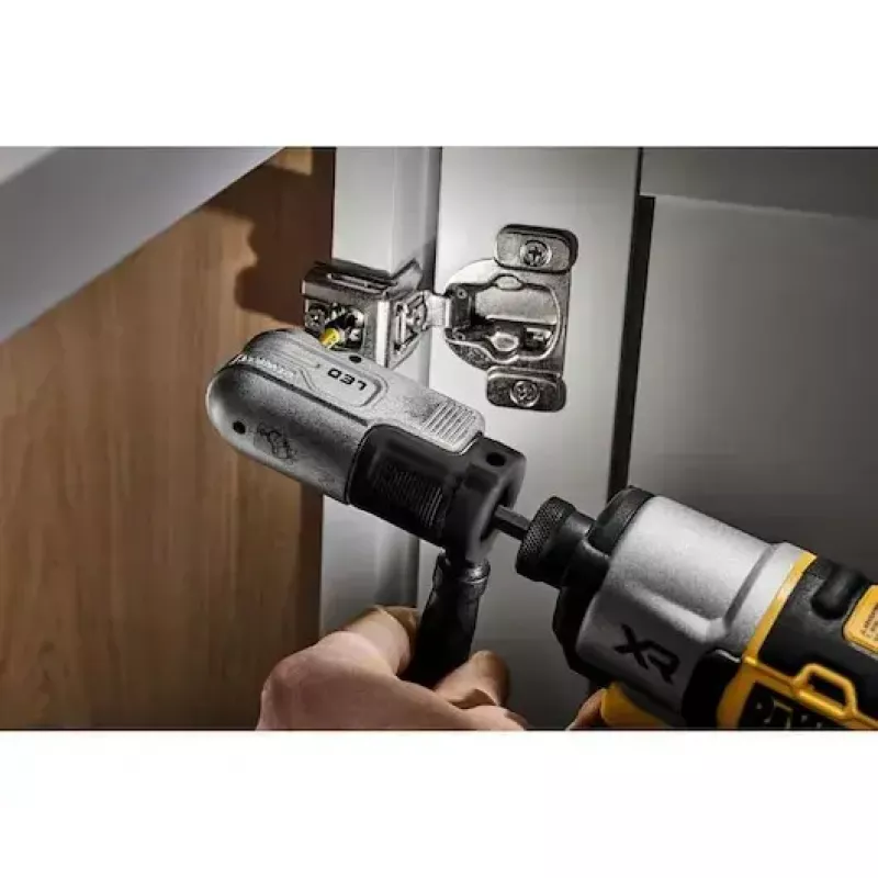 Poziomica laserowa DeWalt DTLRA-QZ — z funkcją samopoziomowania, dokładność 0,3 mm/10 m