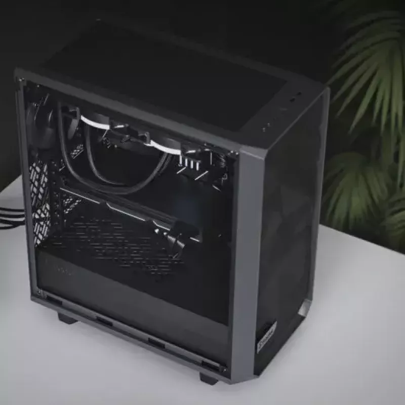 Obudowa PC Tower Fractal Design Meshify 2 Compact — Biała, obsługuje zasilacz ATX, 2x140mm przód, 1x120mm tył, napędy 2,5 cala/3,5 cala, 210×424×475 mm