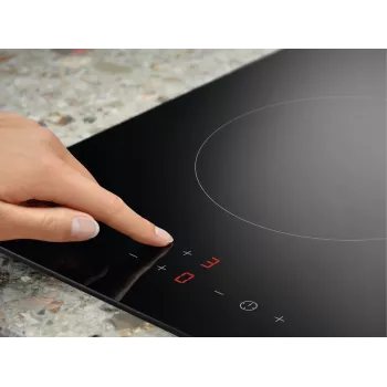 Electrolux Serie 300 LHR3233CK Czarny Built-in 29 cm Ceramic hob 2 zone(s)