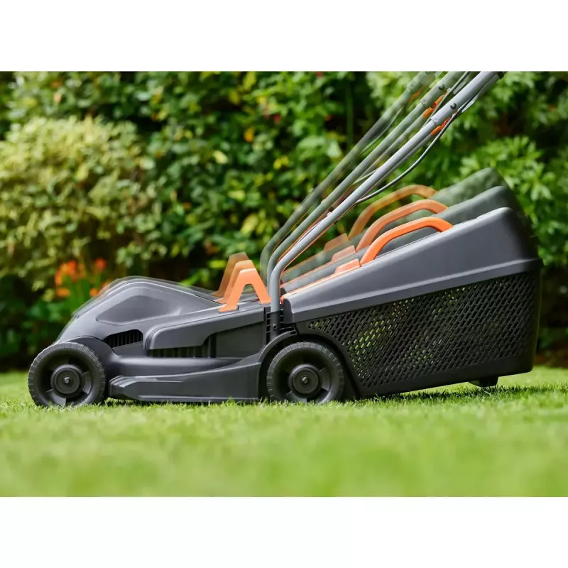 Kosiarka pchana Black & Decker BEMW351-QS