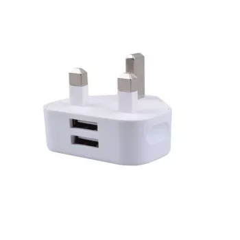 Wtyczka zasilająca Microconnect PETRAVEL36 biała