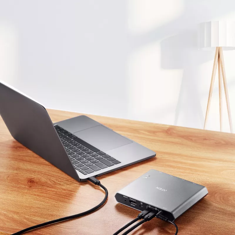 ATEN 2-Port 4K DisplayPort USB-C KVM Dock Switch z funkcją Power Pass-through