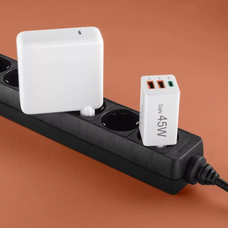 Hama 00201995 ładowarka do urządzeń mobilnych Smartfon Biały AC Szybkie ładowanie Wewnętrzna, Zewnętrzna