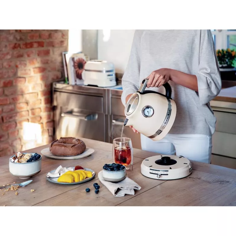 Czajnik elektryczny KITCHENAID 1,5 L 2400 W kremowy, 7 ustawień temperatury, korpus ze stali nierdzewnej