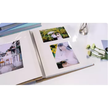 Album fotograficzny Kodak 9891313 — 20 stron, 235×270 mm, okładka z papieru kraft