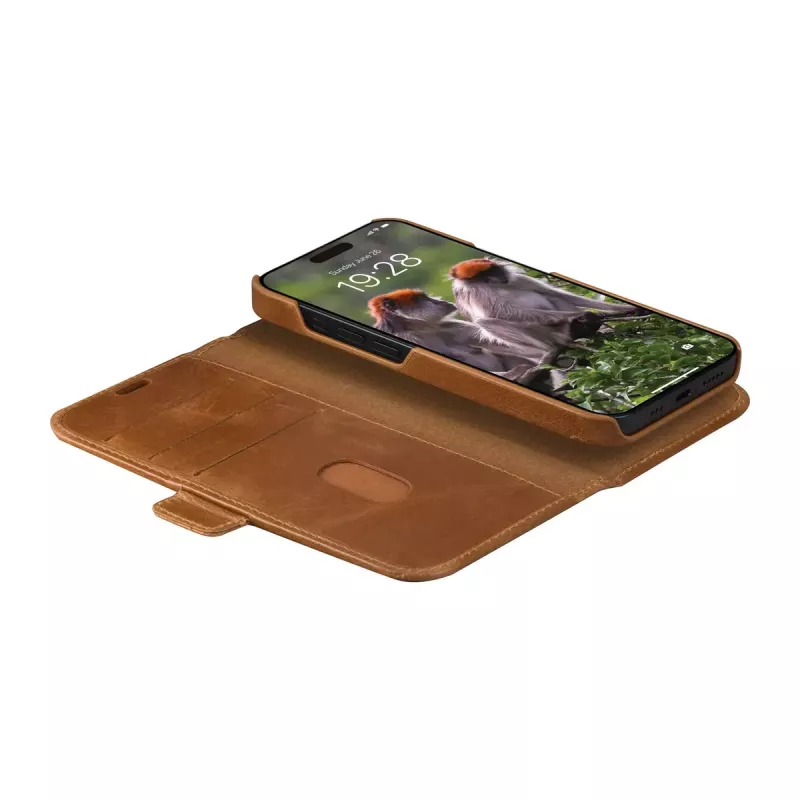 Etui Folio dbramante1928 Lynge iPhone 15 Plus Brązowe
