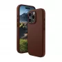 Pokrowiec dbramante1928 Roskilde do iPhone 16 Pro w kolorze Dark Tan łączy ponadczasową elegancję z nowoczesną funkcjonalnością