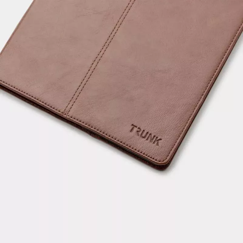 Etui z klapką Trunk TR-LEAIPC10-BRW do iPada 10.2 cala, brązowe