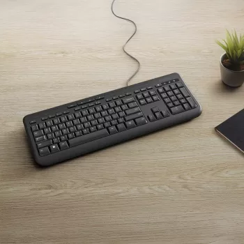 Przewodowa pełnowymiarowa klawiatura Incase Designed by Microsoft Wired 600 — USB, QWERTY, angielski (UK), czarna