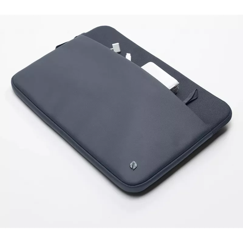 Incase A.R.C. Sleeve for With ReSpun 100% Recycled Polyester for 16-inch Laptop (M1-M4, 2021-2024)
