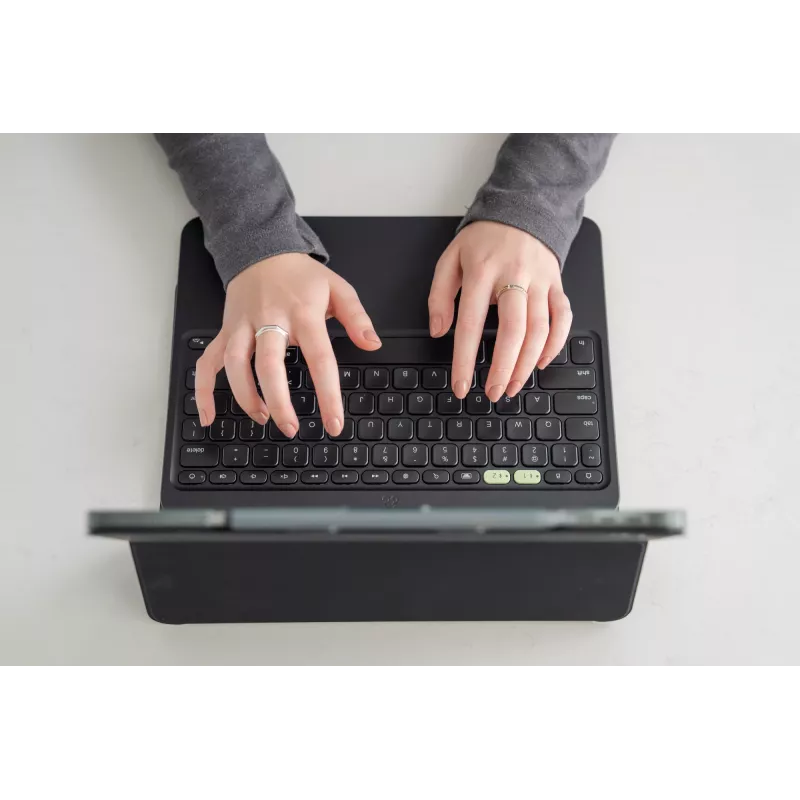 ZAGG Pro Keys 2 Swiss Bluetooth Czarny