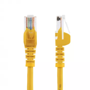 StarTech.com Kabel krosowy Cat5e ze złączami RJ-45 bez zaczepów - 2 m, żółty