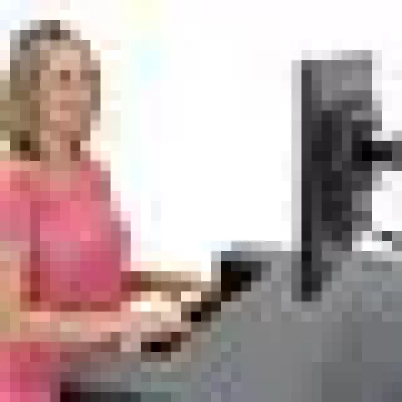 Podstawka konwertująca biurko ERGOTRON WorkFit-T Czarny — rama ze stali nierdzewnej, wysokość 380 mm, maks. obciążenie 15,9 kg