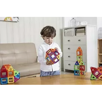 Magformers Magnetic Blocks Basic 30 pcs. set by MAGFORMERS — 30-elementowy magnetyczny zestaw konstrukcyjny