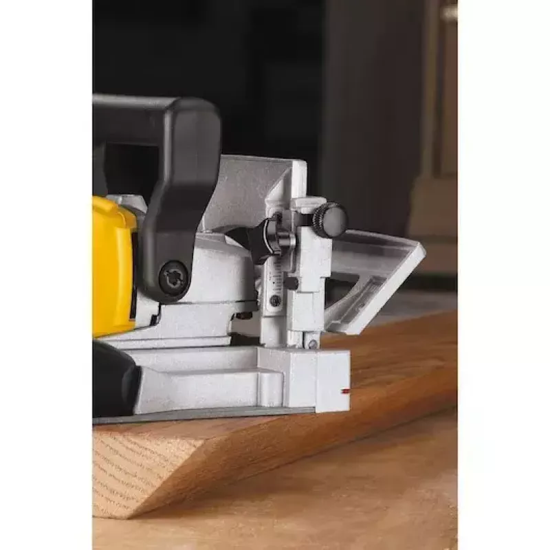 Frezarka do kołków DeWALT DW682K