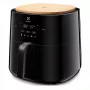 Gorący frytkownica powietrzna Electrolux EAF7B – 6,8 l, 1800 W, sterowanie dotykowe, 8 programów, maks. 200°C, czarny