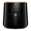 Gorący frytkownica powietrzna Electrolux EAF7B – 6,8 l, 1800 W, sterowanie dotykowe, 8 programów, maks. 200°C, czarny