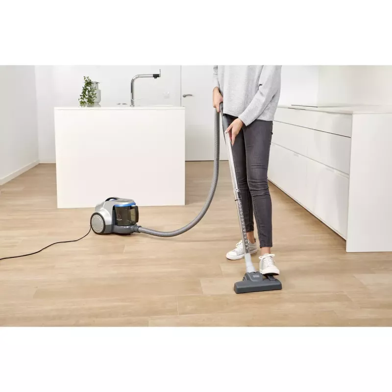 Odkurzacz cylindryczny Black & Decker BXVML700E — 700 W, pojemność na kurz 2 L, filtracja cykloniczna, filtr EPA, gumowe koła