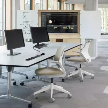 Stojak pod laptop i monitor MACLEAN MC-948 do ekranów 13–32 cale, regulowana wysokość i kąt, czarny, 370×235×100 mm, udźwig 20 kg