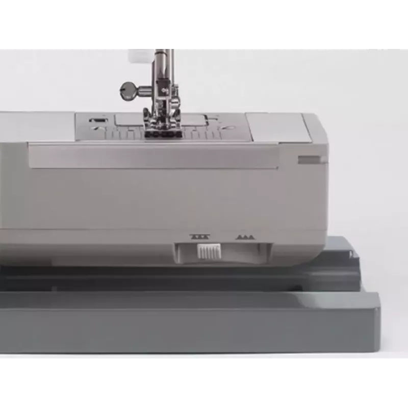 Automatyczna maszyna do szycia SINGER Heavy Duty 4432 — 32 wzory ściegów, 1100 obr./min, szerokość ściegu 6 mm, wolne ramię, 120 V