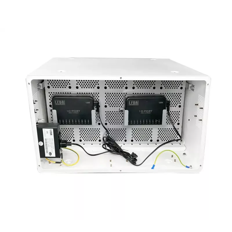 Przenośna szafka do zarządzania urządzeniami LEBA NoteBox 16 z zamkiem na klucz, portami USB-C, 12 W na urządzenie, USB 2.0, montaż na ścianie lub stole, biała