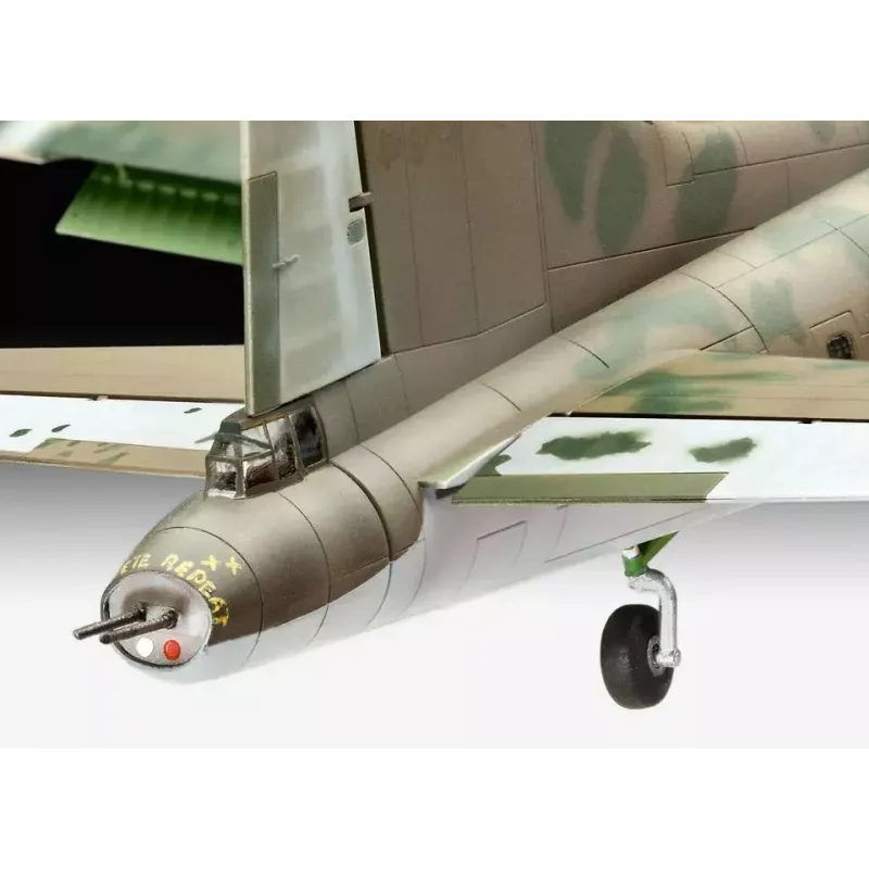 Model samolotu stałopłatowego Revell B-17F Memphis Belle