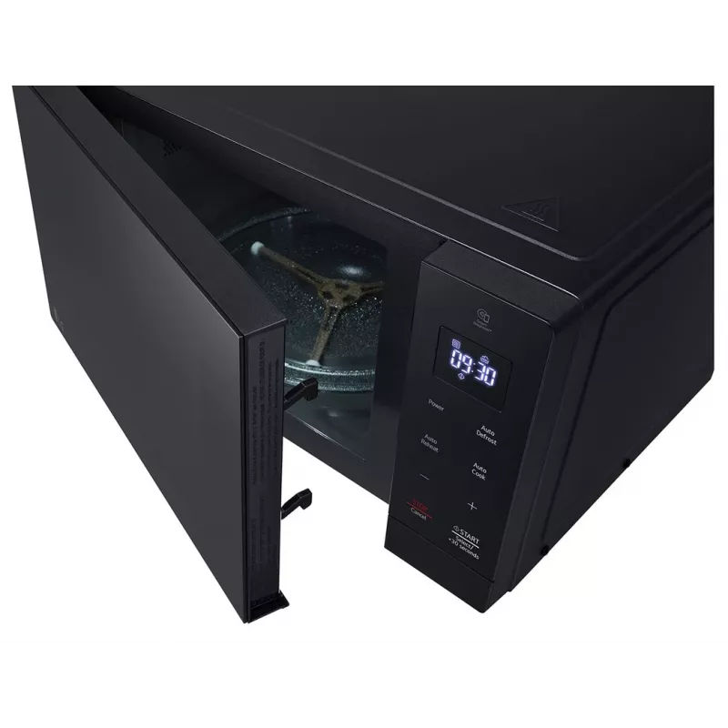 Kuchenka mikrofalowa LG NeoChef MS3032JAS Czarny Solo mikrofalówka Blatowa 30 l 900 W