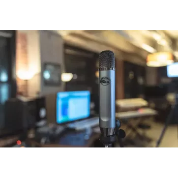 Studio Microphone niebieski Microphones Ember