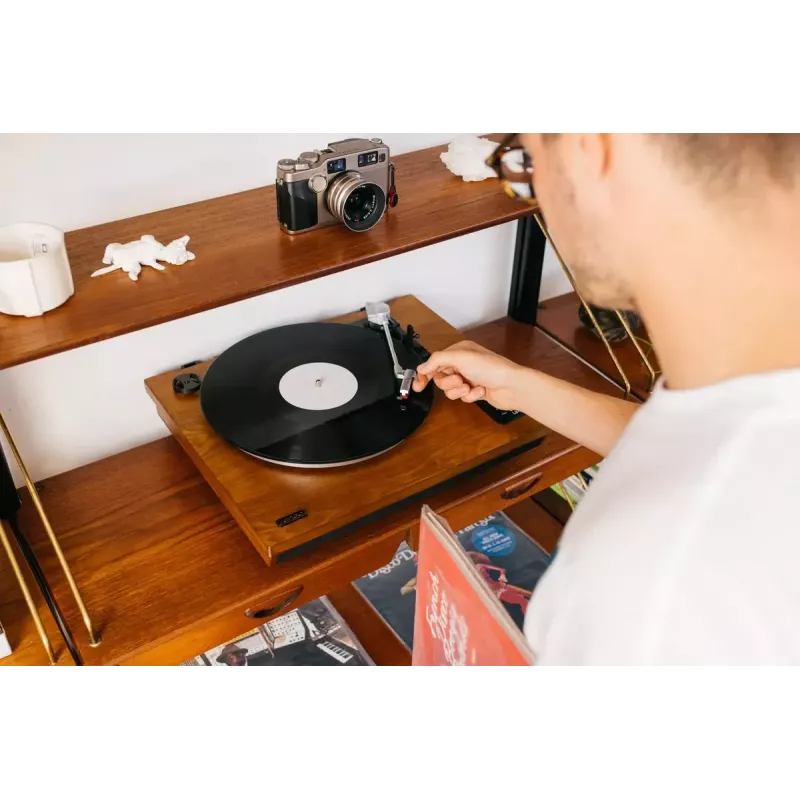 Gramofon z napędem paskowym Lenco LS-55WA, wykończenie drewniane, półautomatyczny, USB, Bluetooth