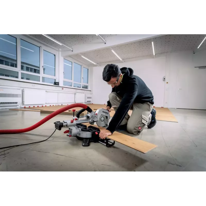 Saw Metabo KGS 216 M SET