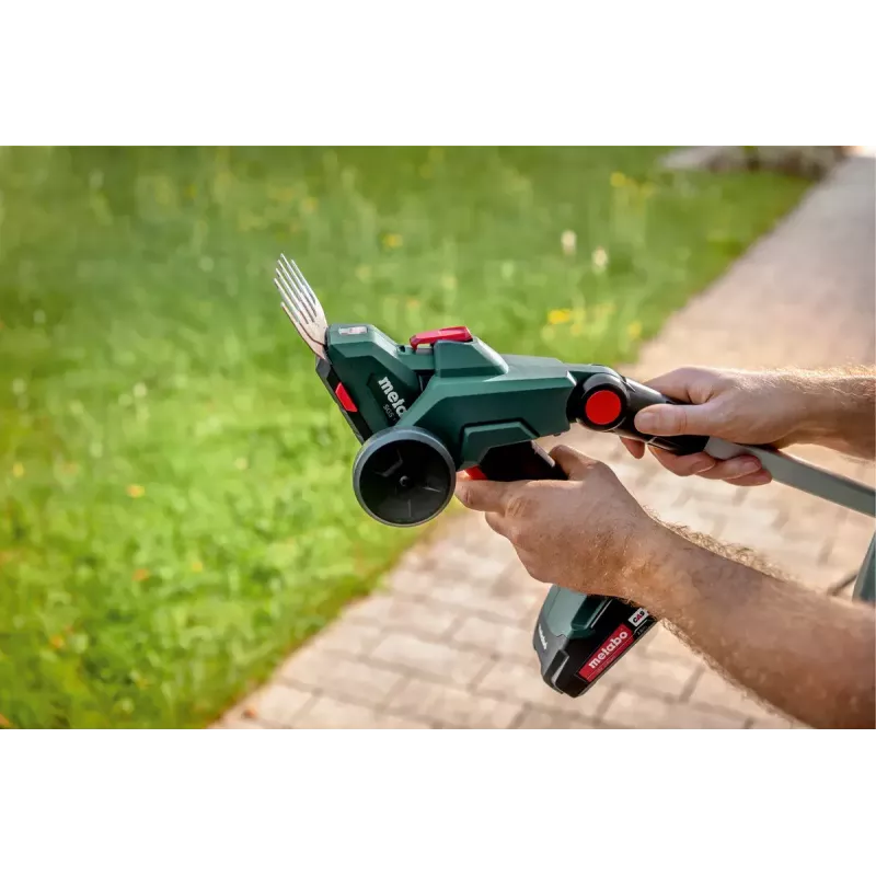 Bezprzewodowe nożyce do trawy Metabo SGS 18 LTX Q
