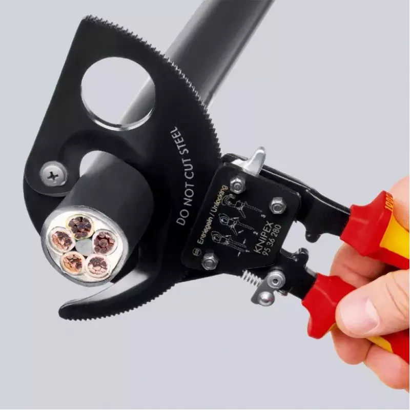 Ręczny przecinak do kabli Knipex 95 36 250
