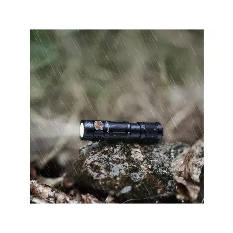 Latarka ręczna Fenix E05R Czarna Latarka ręczna LED Duraluminium IP68 30h