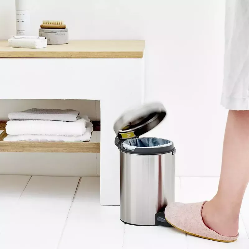 Kosz na pedał Brabantia newIcon Round szczotkowana stal