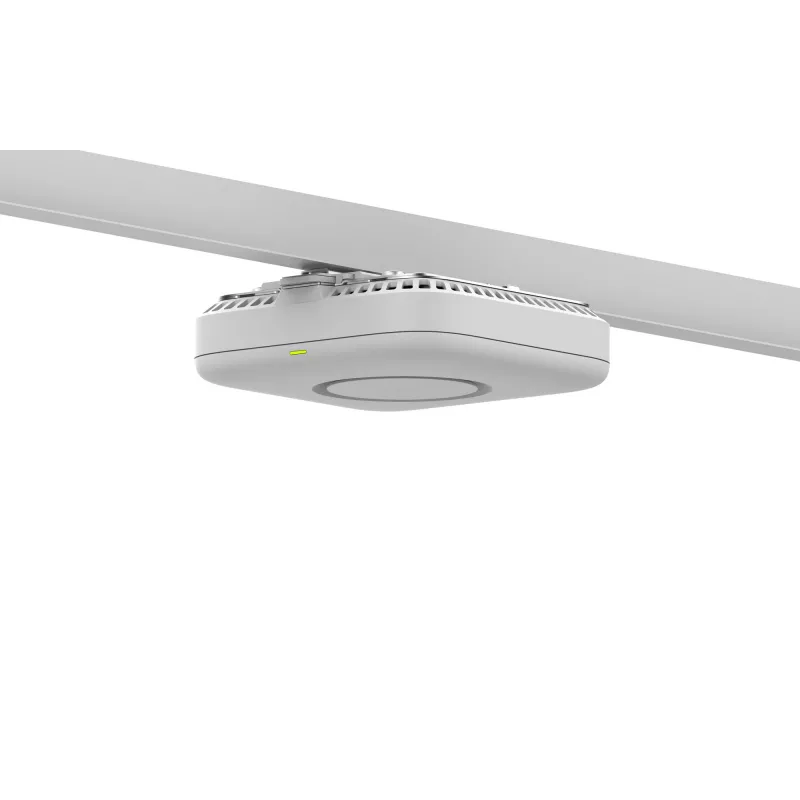 Punkt dostępu bezprzewodowego Netgear WBE718 — Trójzakresowy 2,4/5/6 GHz, 9400 Mbps, PoE, 1x 2,5GbE, biały