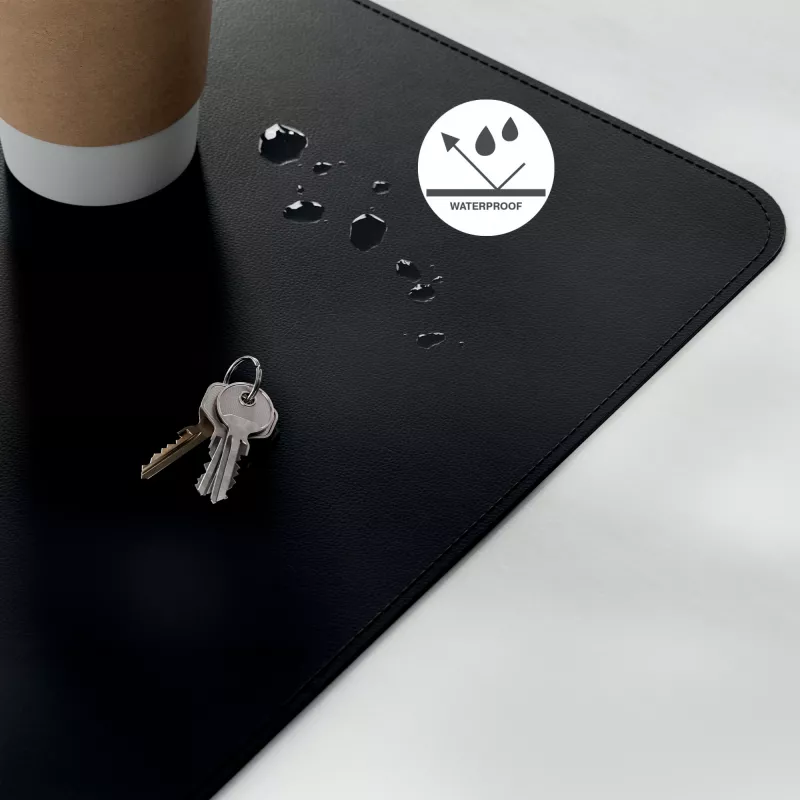Leitz Large Desk Mat. Kolor produktu: Czarny, Materiał: Polichlorek winylu (PVC). Szerokość: 400 mm, Głębokość: 800 mm, Wysokość: 2 mm