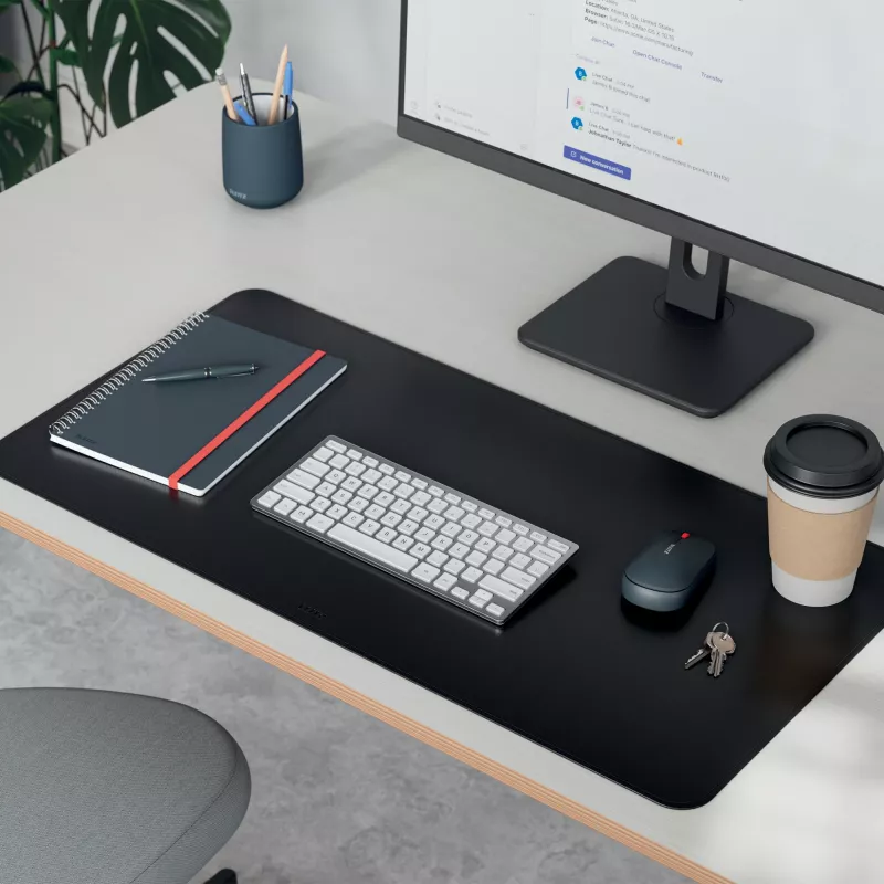 Leitz Large Desk Mat. Kolor produktu: Czarny, Materiał: Polichlorek winylu (PVC). Szerokość: 400 mm, Głębokość: 800 mm, Wysokość: 2 mm