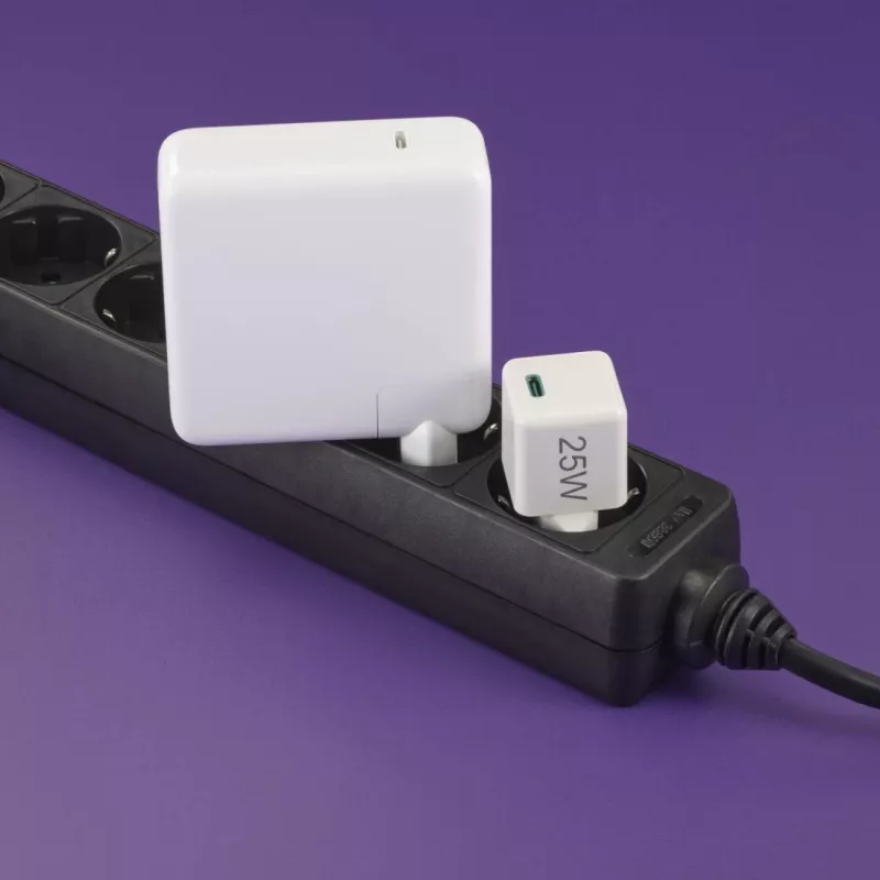Hama 00201981 ładowarka do urządzeń mobilnych Zestaw słuchawkowy, Powerbank, Smartfon, Tablet Biała AC Szybkie ładowanie Wewnętrzna