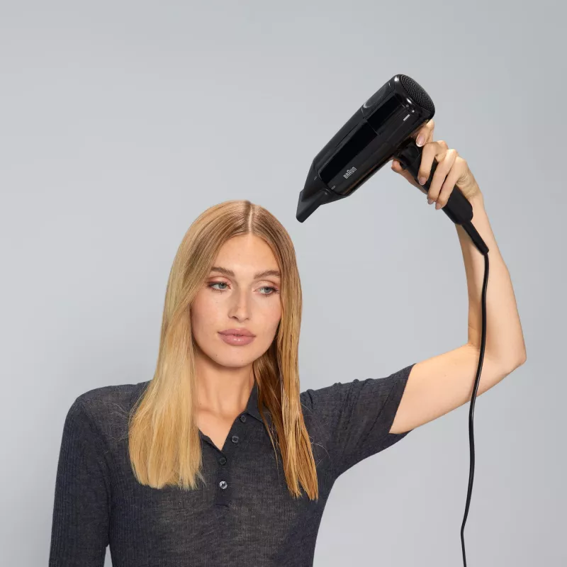 Suszarka do włosów BRAUN BRHD150E 1500W kompaktowa konstrukcja, 1500 W, składany uchwyt
