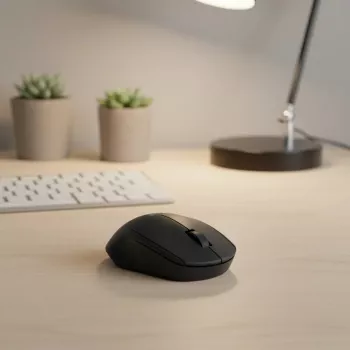 Mysz Logitech M330 SILENT PLUS — bezprzewodowa RF, praworęczna, 1000 DPI, 3 przyciski, kółko przewijania, czarna, zasilana bateryjnie