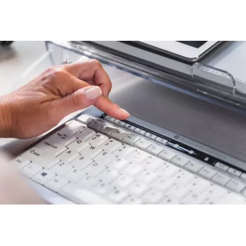 BakkerElkhuizen S-Board 840 DE Qwertz, Tenkeyless (80 - 87%), przewodowa, USB, przełącznik nożycowy, QWERTZ, jasnoszary, biały