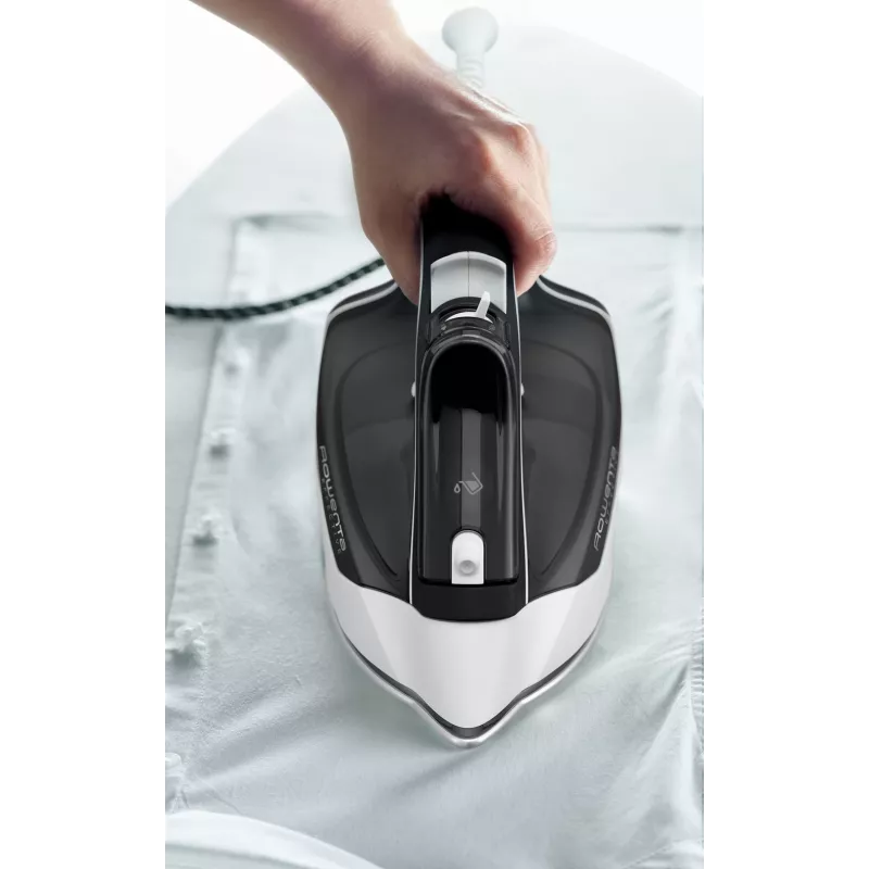 Żelazko parowe Rowenta DX1530 Dry & Steam, stopa ze stali nierdzewnej, 2200 W, czarne