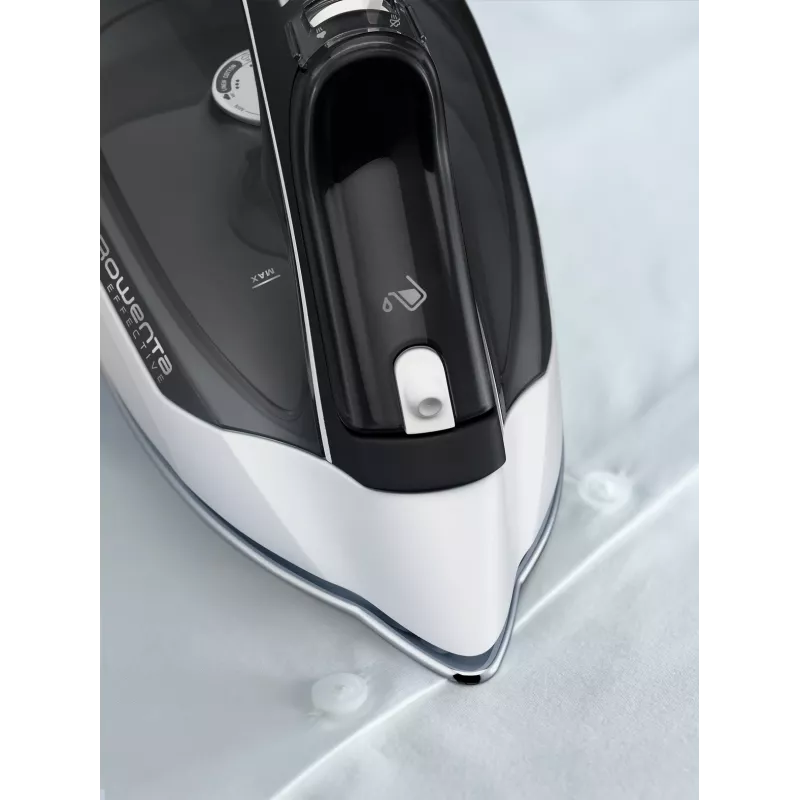 Żelazko parowe Rowenta DX1530 Dry & Steam, stopa ze stali nierdzewnej, 2200 W, czarne